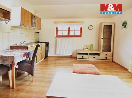 Obývací pokoj s kuchyní | Pronájem bytu, 2+kk, 43 m²