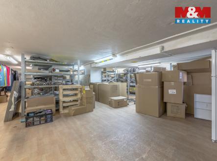 Skladové prostory v patře | Pronájem - obchodní prostor, 469 m²