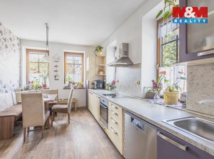 Kuchyně- byt 1 | Prodej - dům/vila, 200 m²