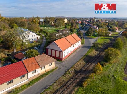 Pohled na dům | Prodej - dům/vila, 850 m²