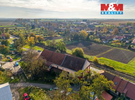 Pohled na dům | Prodej - dům/vila, 874 m²