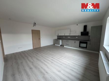 velký pokoj s kuchyňskou linkou | Pronájem bytu, 3+kk, 67 m²