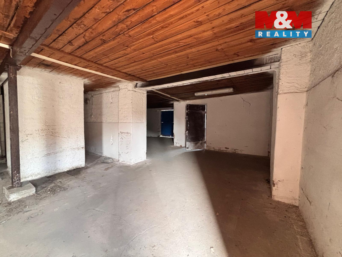 WhatsApp Image 2025-08-27 at 17.38.59 (1).jpeg