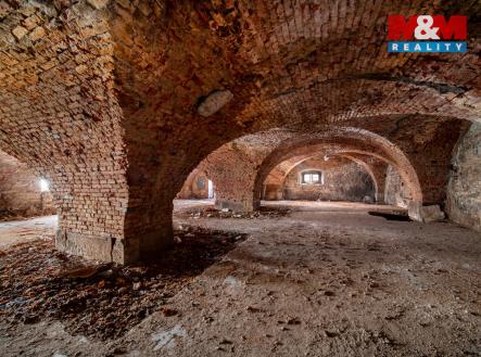 22 (2).jpg | Prodej - obchodní prostor, 476 m²