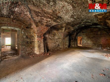 24 (1).jpg | Prodej - obchodní prostor, 476 m²