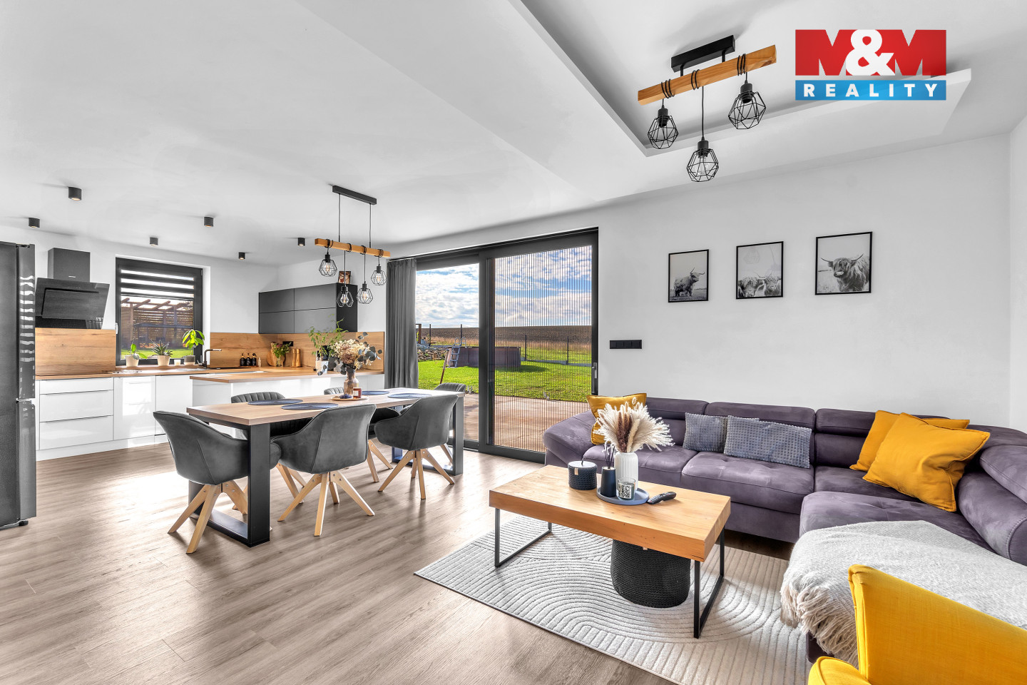 1. NP obývací pokoj + KK