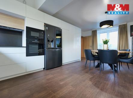 P1172101.jpeg | Prodej - dům/vila, 196 m²