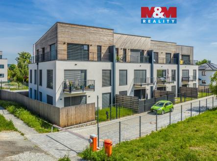 Pohled na dům | Prodej bytu, 3+kk, 84 m²