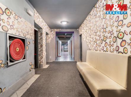 001.jpg | Prodej - obchodní prostor, 700 m²