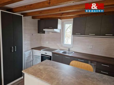 Kuchyně | Pronájem - chata/rekreační objekt, 31 m²