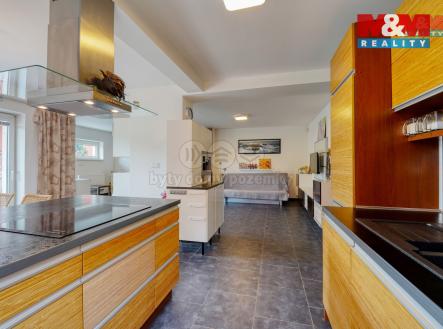 sadov56.jpg | Prodej - dům/vila, 150 m²