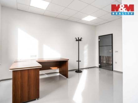 . | Pronájem - kanceláře, 320 m²