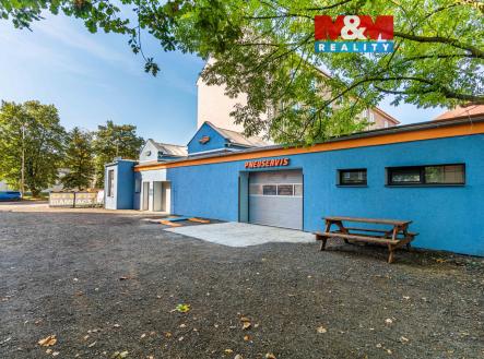 . | Prodej - obchodní prostor, 207 m²