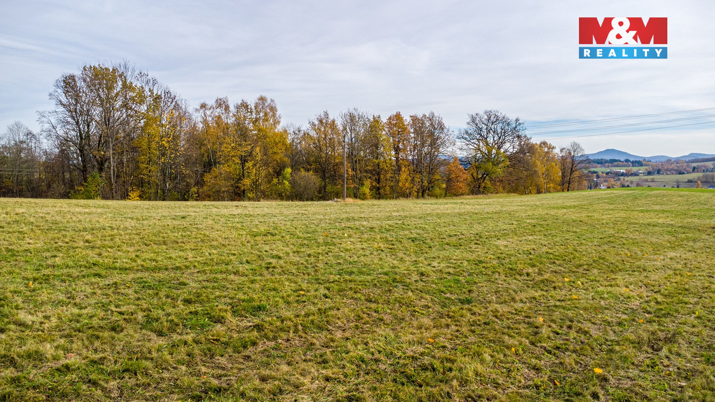 Pohled na pozemek