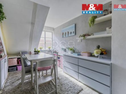 dlouhá.jpg | Prodej bytu, 2+1, 86 m²