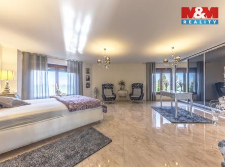 Hlavní ložnice | Prodej - dům/vila, 325 m²