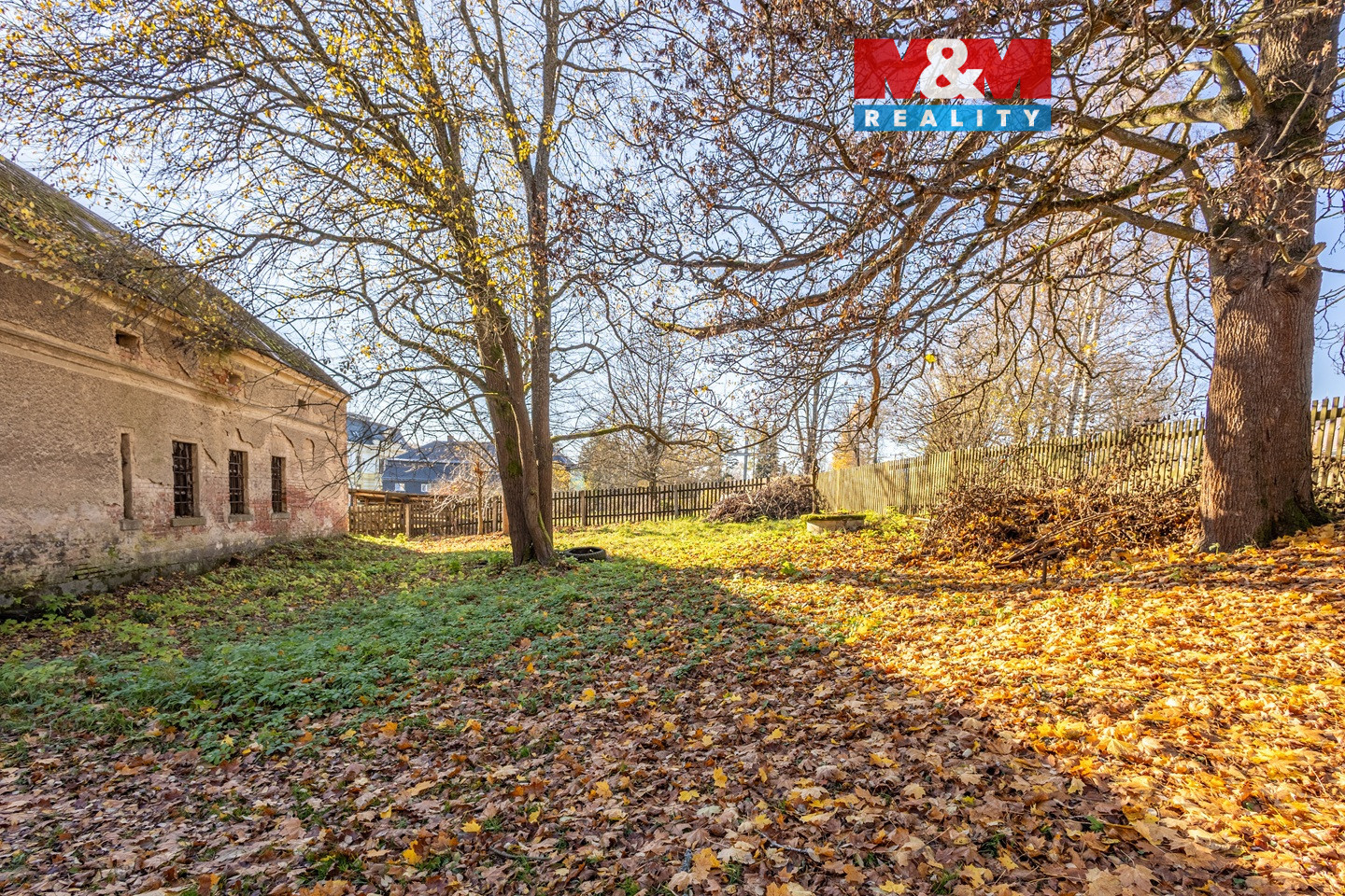 Pozemek se stodolou