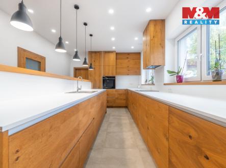 web_013_20251116_MM_RD_Uh_Ostroh-Zemedelska-28.jpg | Prodej - dům/vila, 270 m²