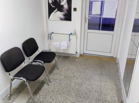 IMG_20251118_160800590_AE.jpg | Pronájem - obchodní prostor, 23 m²