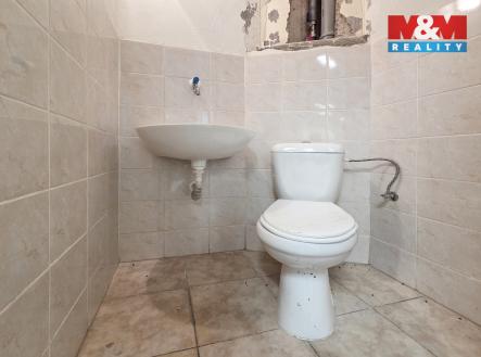 20251103_104727.jpg | Pronájem - obchodní prostor, 157 m²