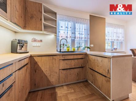 . | Prodej - dům/vila, 369 m²