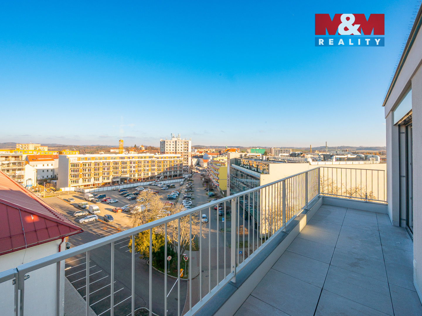 BYT 1KK BENESOV + GARAZE-24.jpg