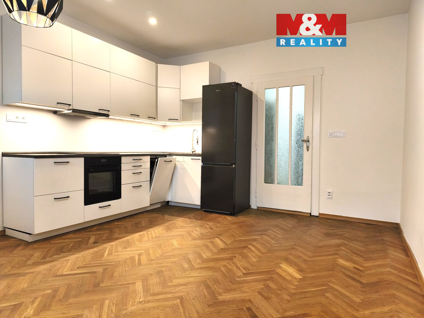 Obývací pokoj + KK