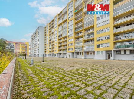 okolí domu | Prodej bytu, 3+1, 65 m²
