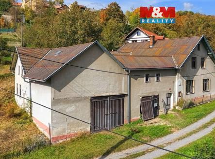 Pohled na dům | Prodej - dům/vila, 130 m²