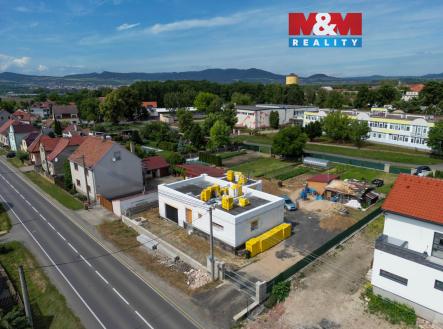 dům od silnice | Prodej - dům/vila, 158 m²