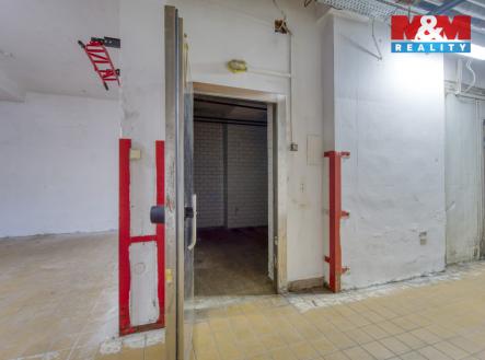 DSC04155_6.jpg | Pronájem - skladovací prostor, 8 m²