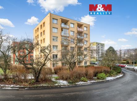 Pohled na dům | Prodej bytu, 3+1, 71 m²