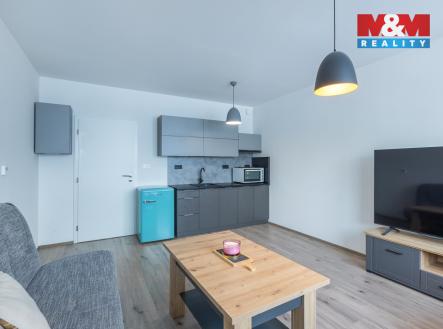 obývací pokoj s kuchyňským koutem | Prodej bytu, 2+kk, 52 m²