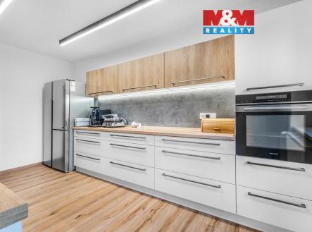 . | Prodej bytu, 4+1, 94 m²