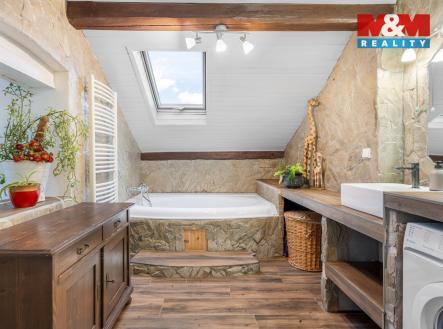 Koupelna | Prodej bytu, 4+1, 218 m²