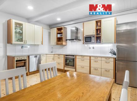 Kuchyně | Prodej - dům/vila, 218 m²
