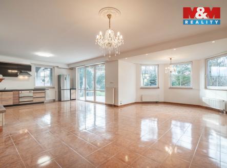 c1bdf65d-ddf8-4212-b7e8-3d21579ab2c7.jpg | Prodej - dům/vila, 240 m²