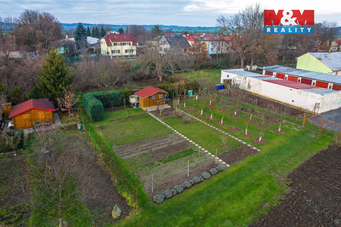 web_02_20251205_MM_Reality_pozemek_Holesov-Vsetuly.jpg