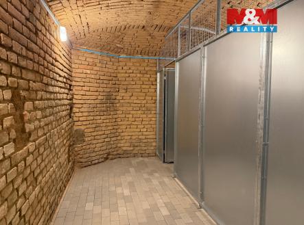 PHOTO-2025-11-20-17-20-07 2.jpg | Pronájem - skladovací prostor, 6 m²