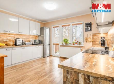 . | Prodej - dům/vila, 190 m²