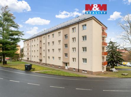 Pohled na dům | Prodej bytu, 2+1, 50 m²