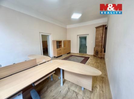 místnost | Prodej - kanceláře, 124 m²