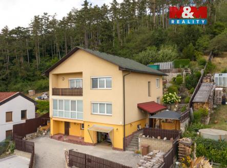 9ba0624a-4cd1-455a-8680-dc824fc2ee58.jpg | Prodej - dům/vila, 210 m²