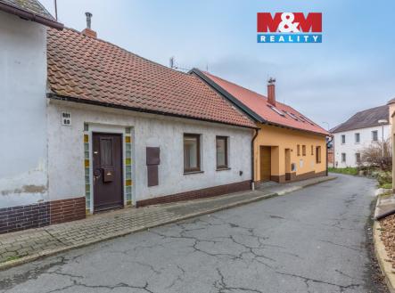 Pohled na dům | Prodej - dům/vila, 68 m²