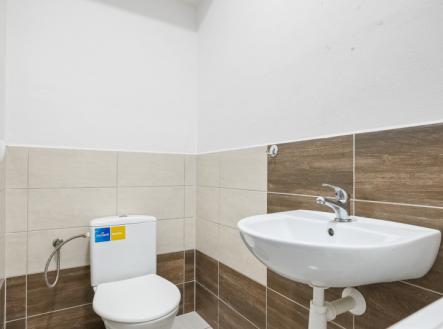 P1737725.jpg | Prodej - dům/vila, 138 m²