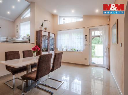 jídelna | Prodej - dům/vila, 300 m²