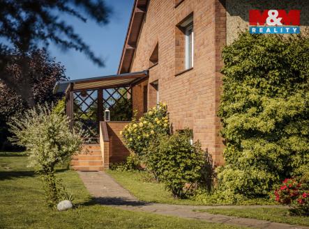 dům | Prodej - dům/vila, 300 m²