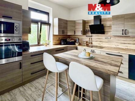 kuchyně | Prodej - dům/vila, 210 m²