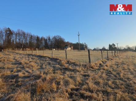 Pozemek travnatý a udržovaný | Prodej - pozemek pro bydlení, 1 456 m²