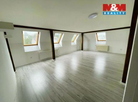 aa7e9481-ac0d-499c-b37b-d5760019015b.jpg | Pronájem bytu, 4+1, 135 m²